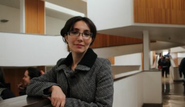 Profesora de la Facultad de Artes Liberarles obtiene Beca Santander